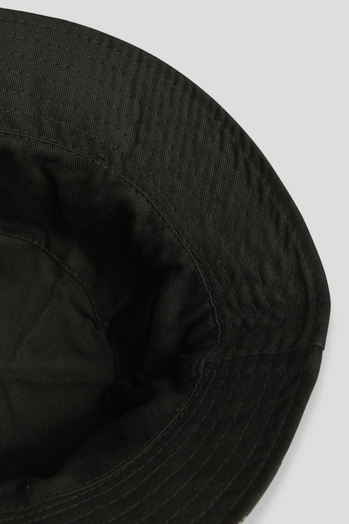 Czarny dwustronny kapelusz typu bucket hat