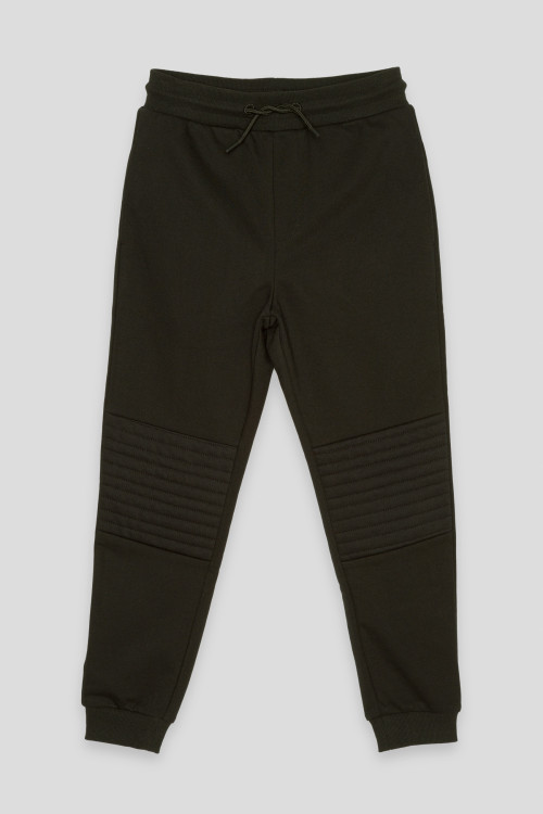 Czarne spodnie typu joggery
