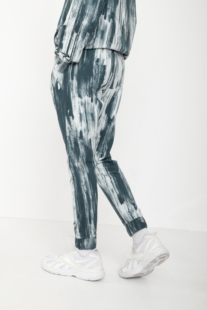 Niebieskie spodnie dresowe z nadrukiem tie dye