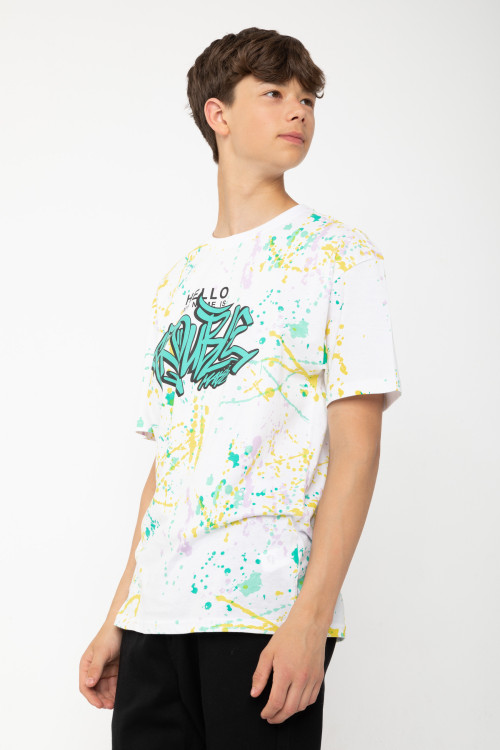 Biały T-shirt oversize z nadrukami graffiti