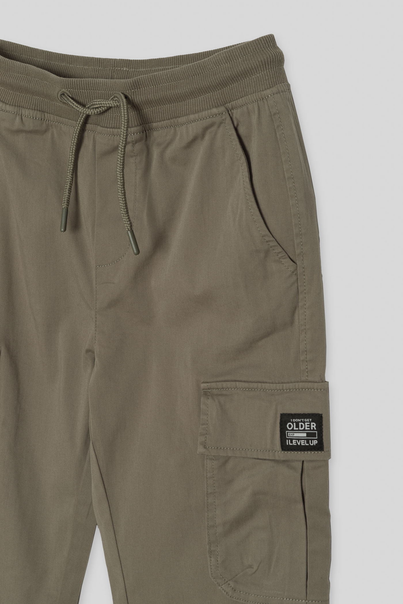 Spodnie typu cargo w kolorze khaki