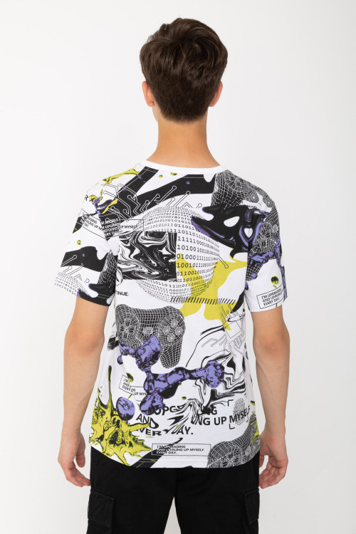 Wielobarwny T-shirt z nadrukami na całości