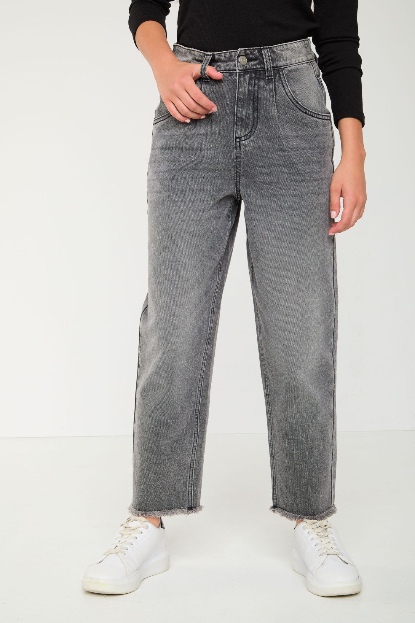 Szare jeansy typu SLOUCHY