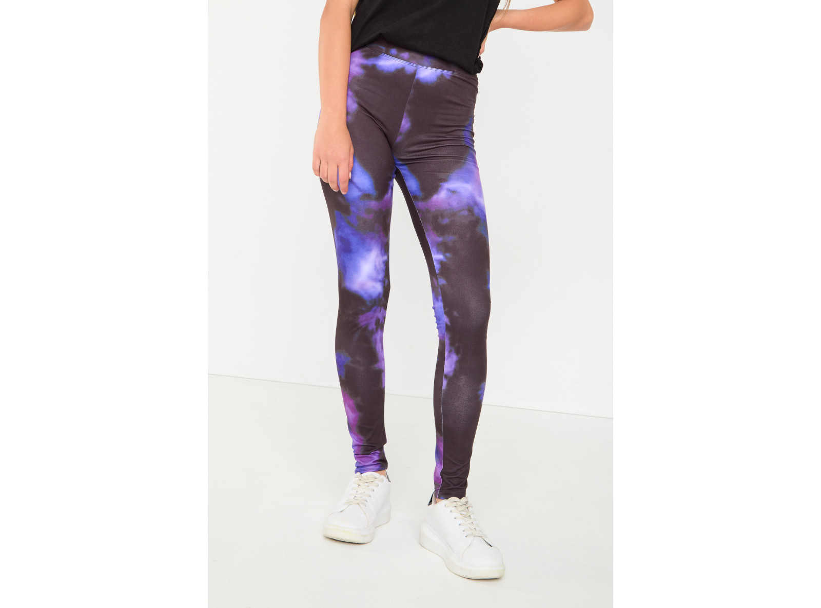Wielobarwne legginsy z nadrukiem tie dye