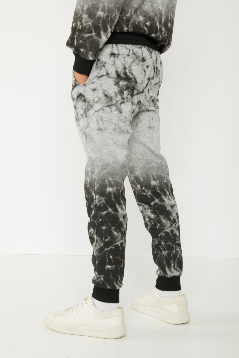 Szare spodnie dresowe z nadrukami