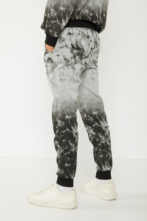 Szare spodnie dresowe z nadrukami