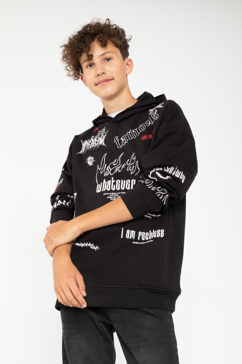 Czarna bluza dresowa z kapturem i nadrukami