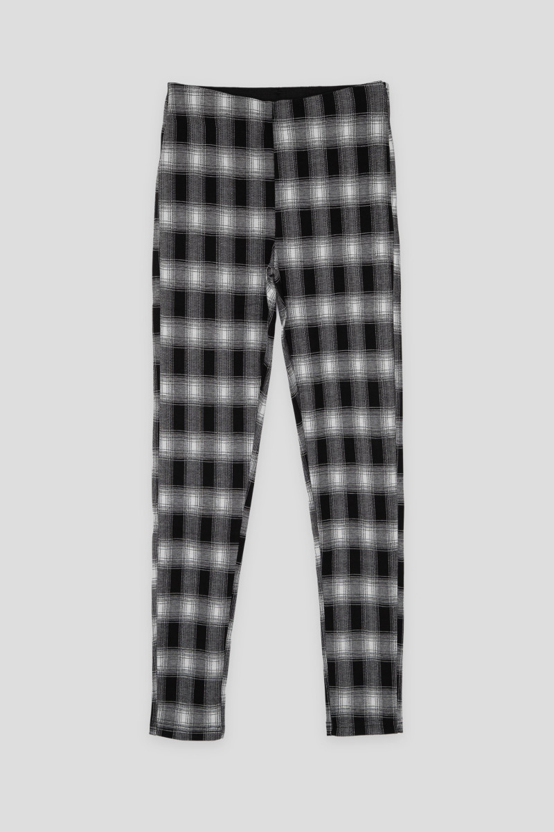 Czarno-białe spodnie legginsy w kratę