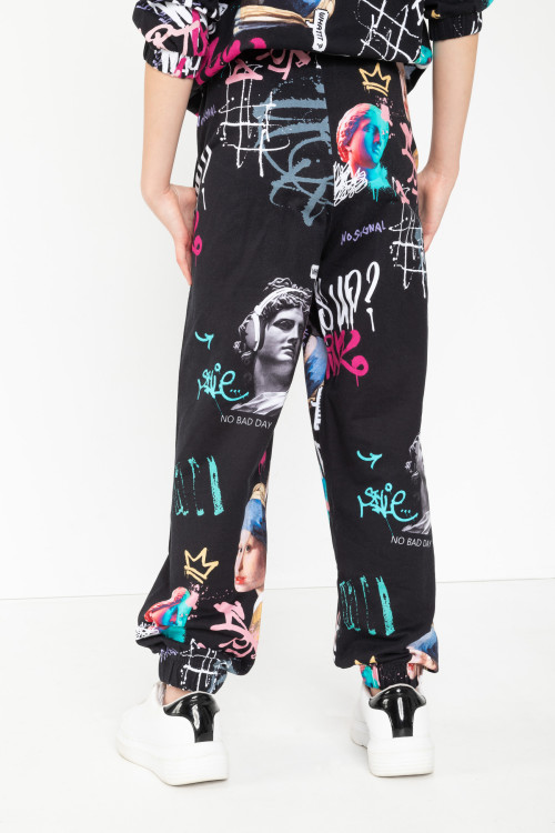 Czarne wzorzyste spodnie dresowe