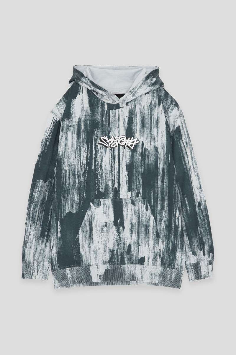 Niebieska bluza z nadrukiem tie dye i napisem