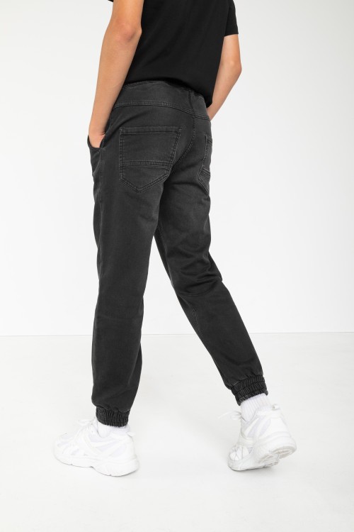 Czarne jeansowe spodnie joggery
