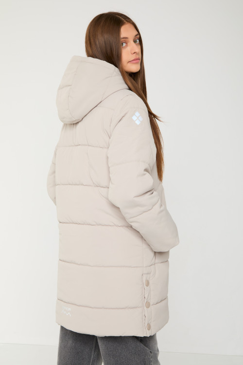 Beżowa przedłużana ocieplana kurtka z kapturem