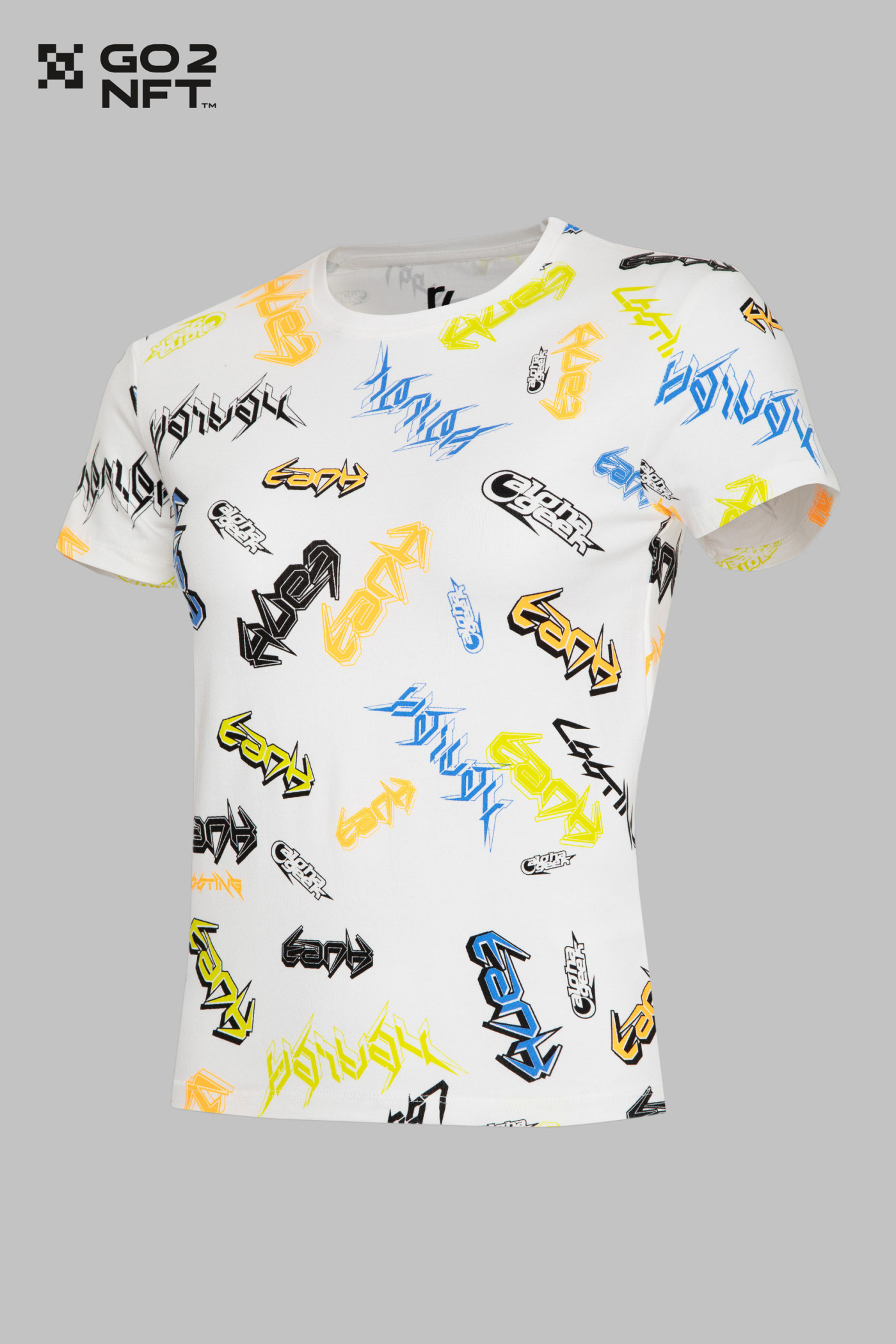 Kremowy T-shirt z nadrukami na całości