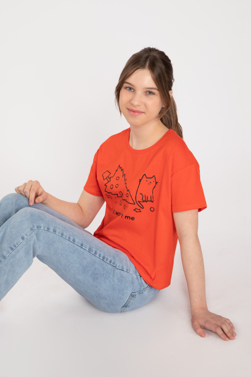 Czerwony świąteczny T-shirt z nadrukiem