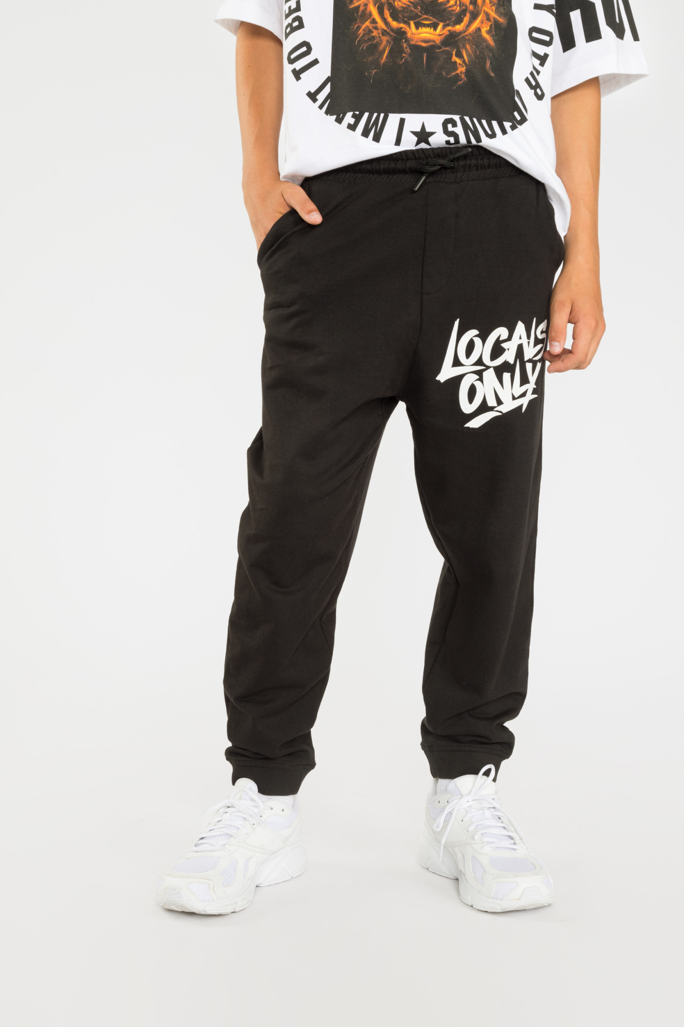 Czarne spodnie dresowe LOCALS ONLY