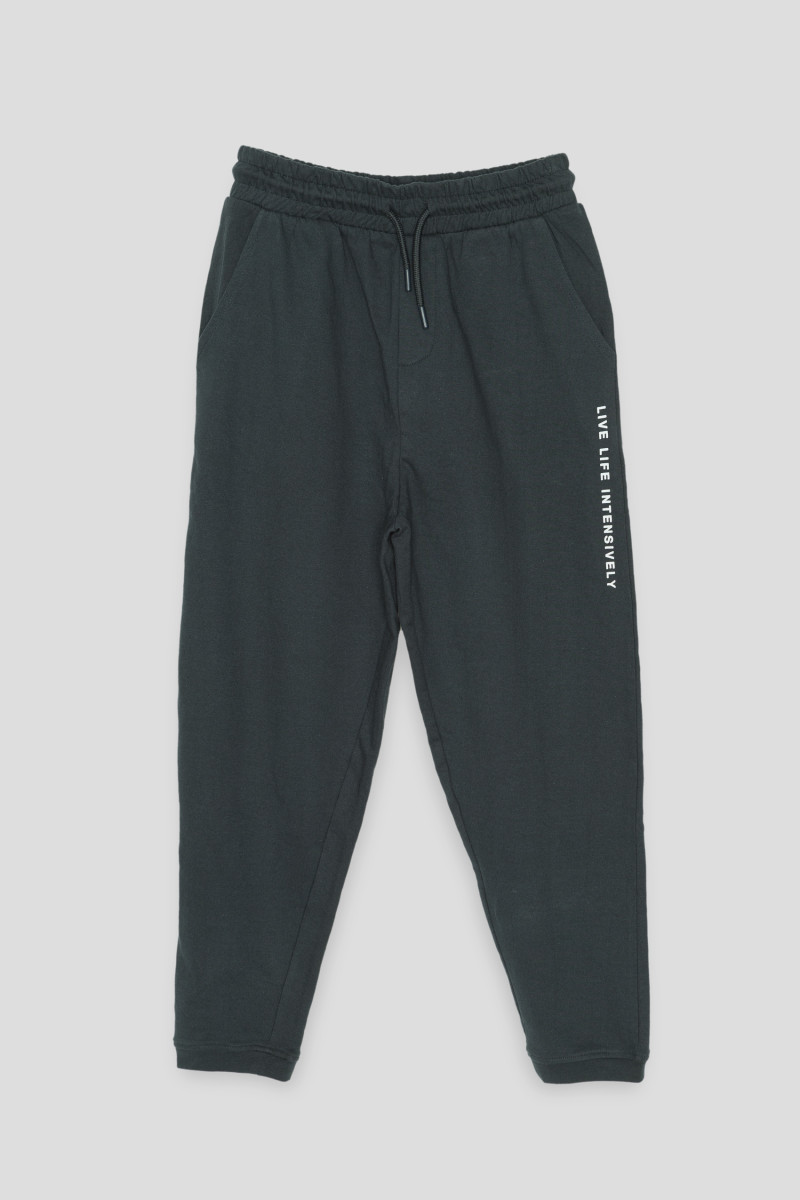 Granatowe spodnie dresowe z nadrukiem