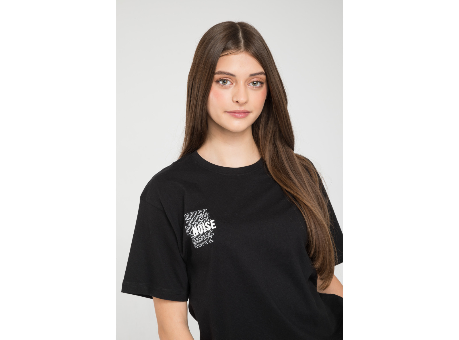 Czarny T-shirt z nadrukami z przodu i na plecach