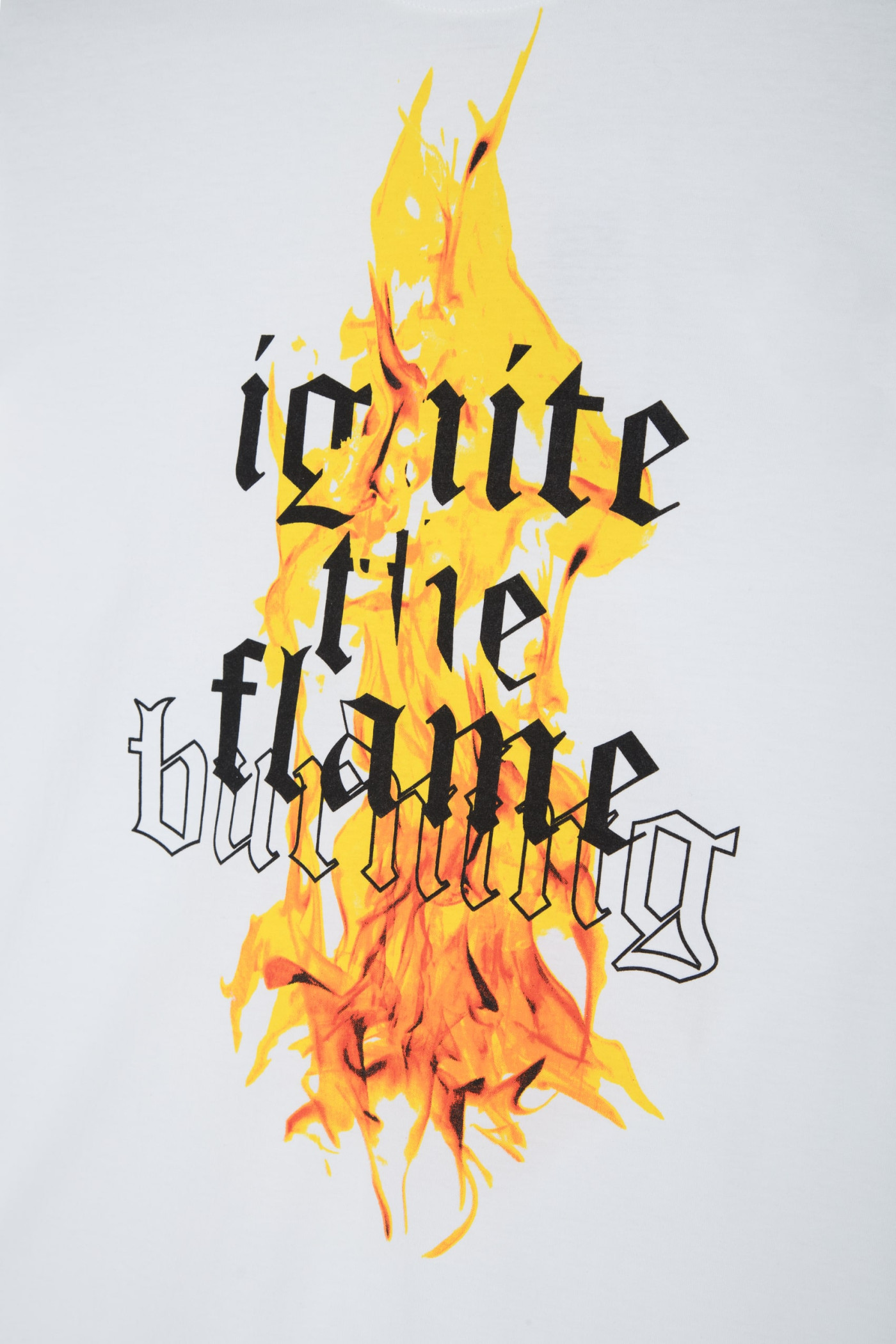 Biały T-shirt z kolorowym nadrukiem z przodu