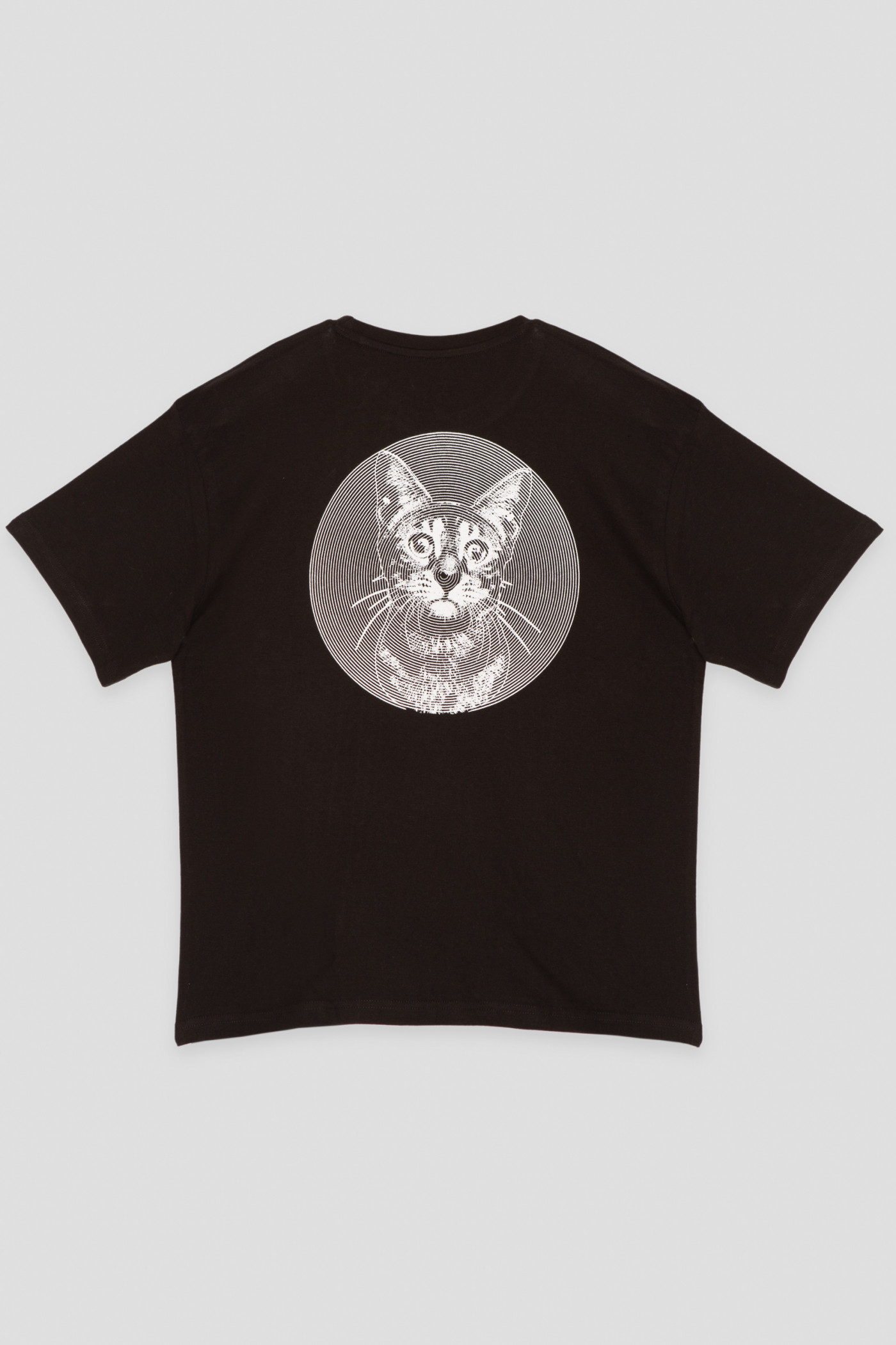 Czarny T-shirt z nadrukami z przodu i na plecach