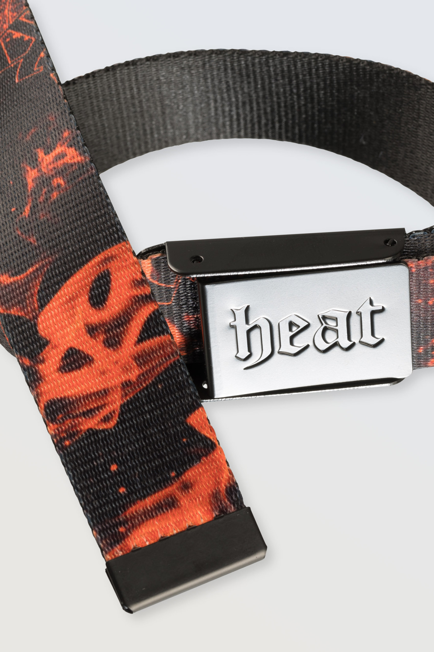 Materiałowy pasek z pomarańczowym nadrukiem