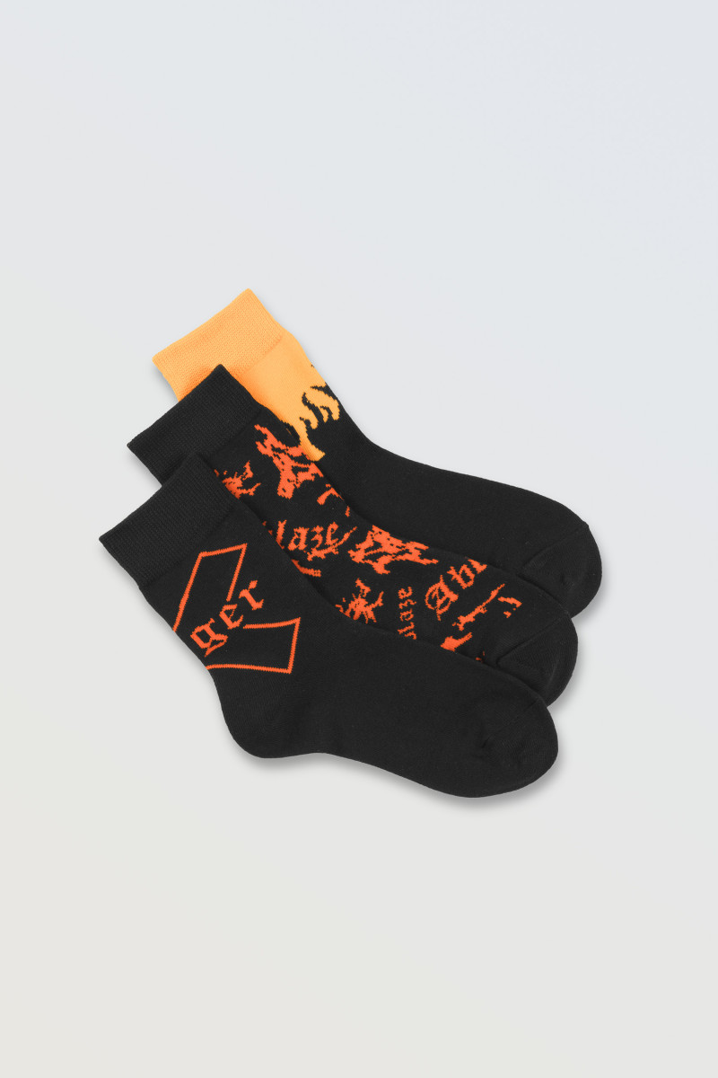 Pomarańczowo-czarny zestaw skarpet z grafiką 3-PAK