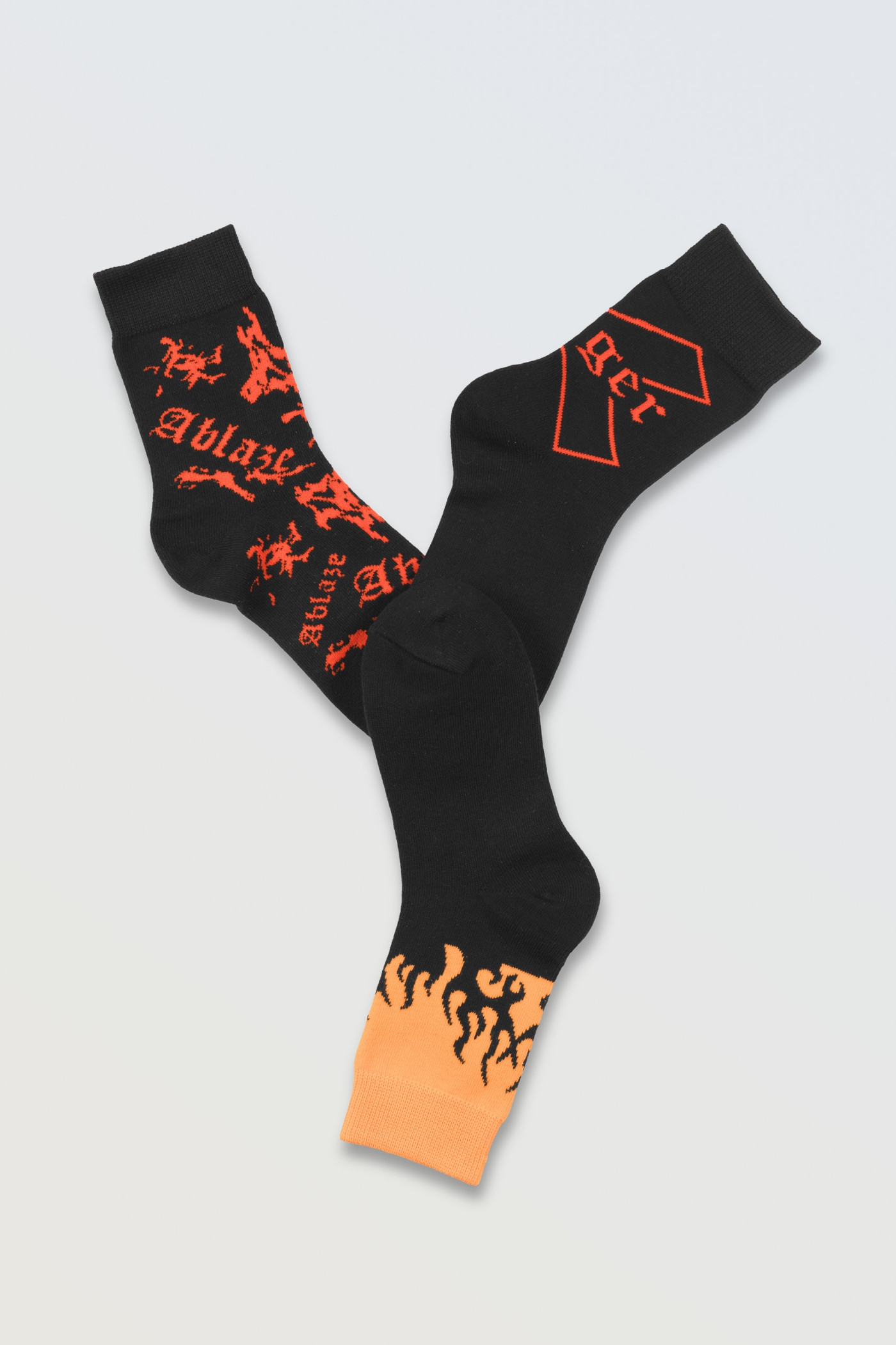 Pomarańczowo-czarny zestaw skarpet z grafiką 3-PAK