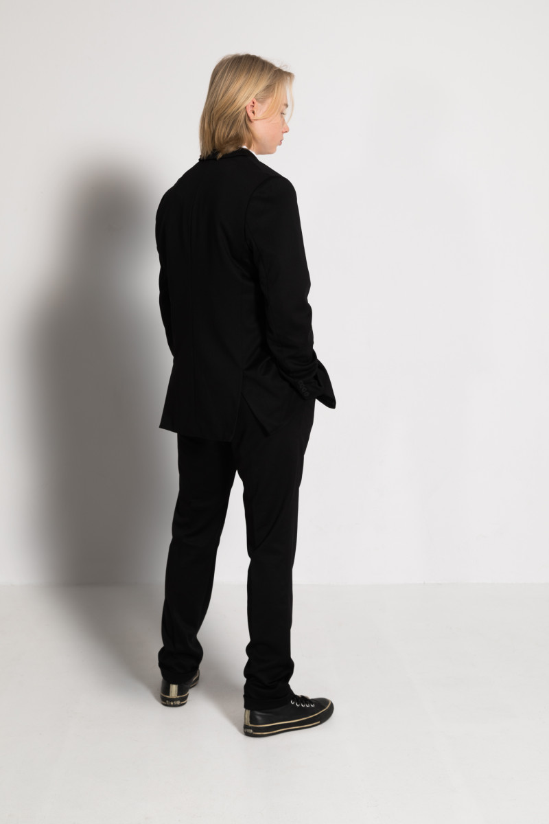 Czarne spodnie garniturowe