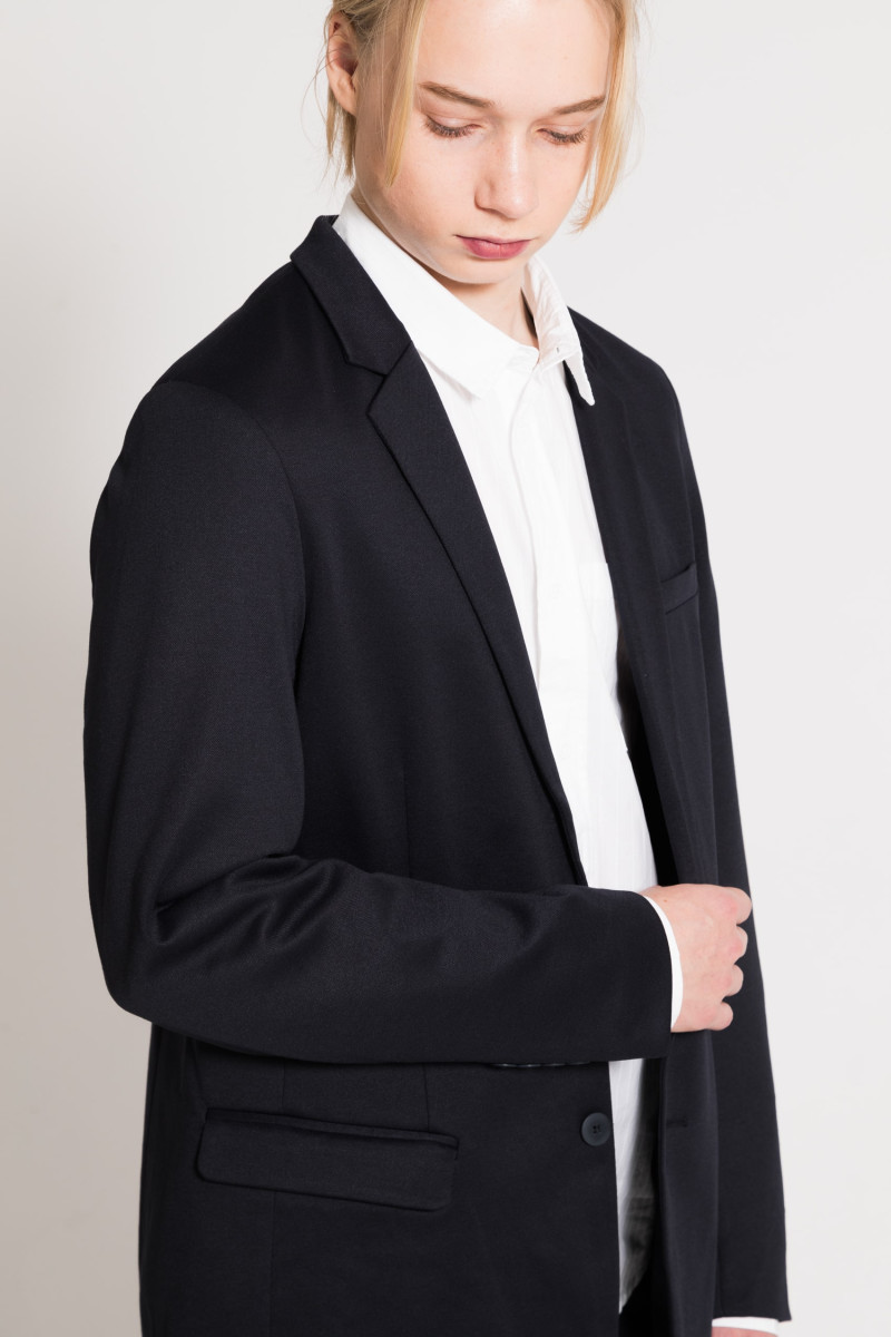 Biała koszula z długim rękawem z tkaniny w prążki, biały