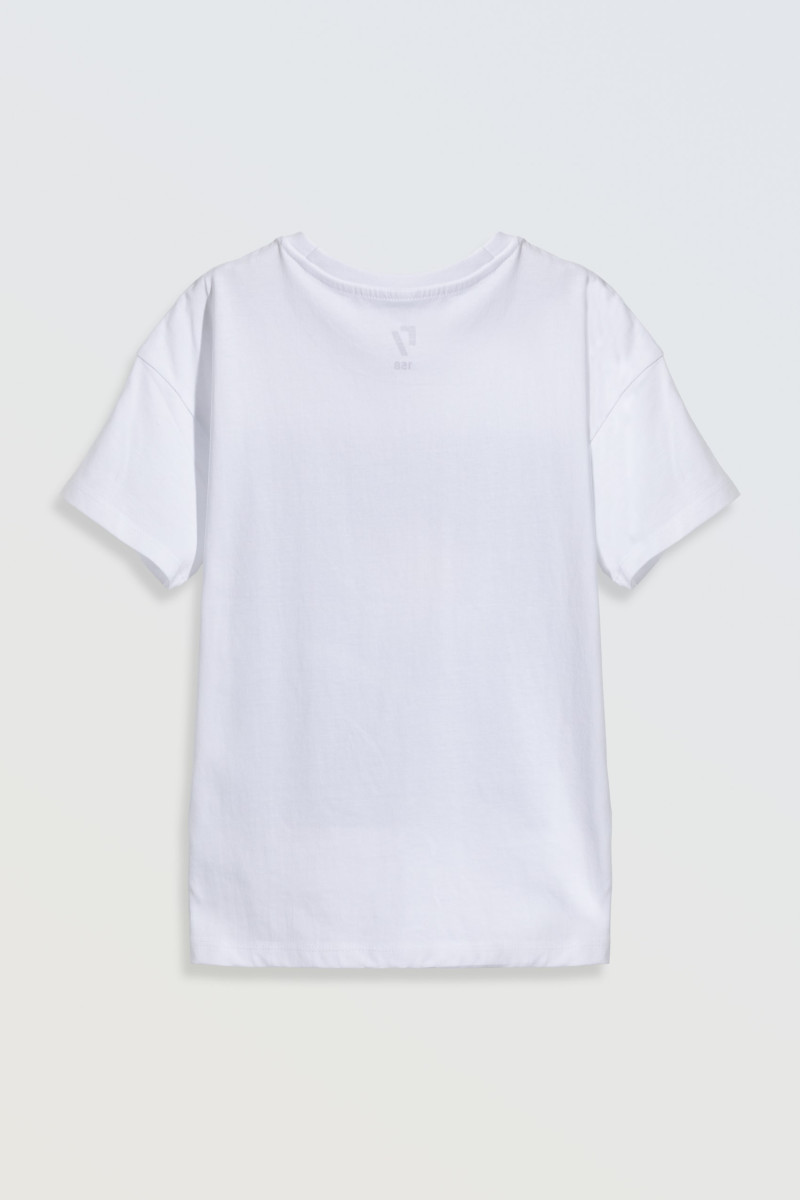 Biały T-shirt z kolorowym nadrukiem z przodu