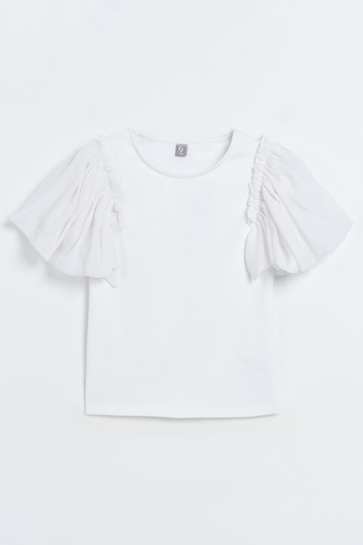 Biała bluzka z ozdobnymi rękawami