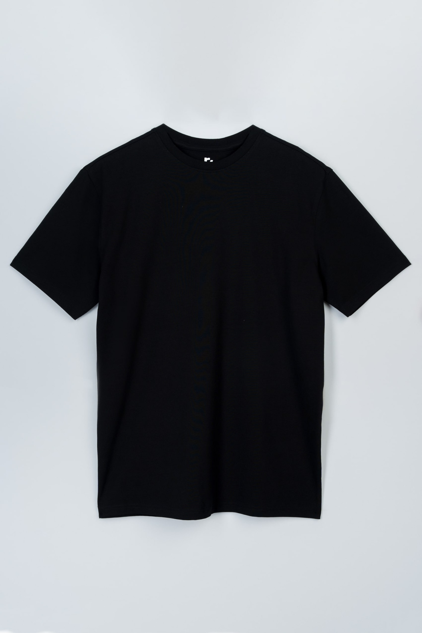 Czarny t-shirt bez nadruków