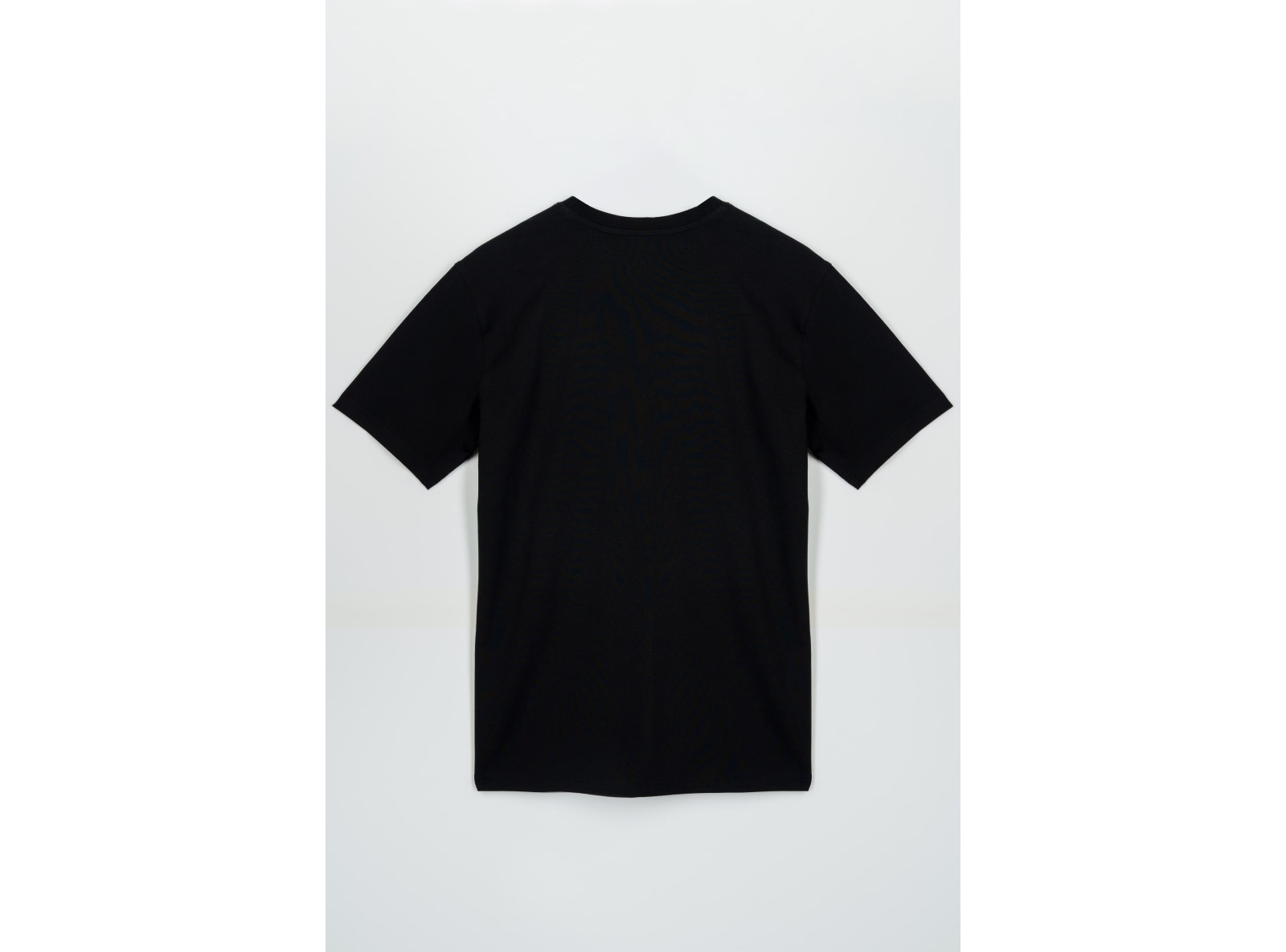 Czarny t-shirt z kolorową grafiką z przodu