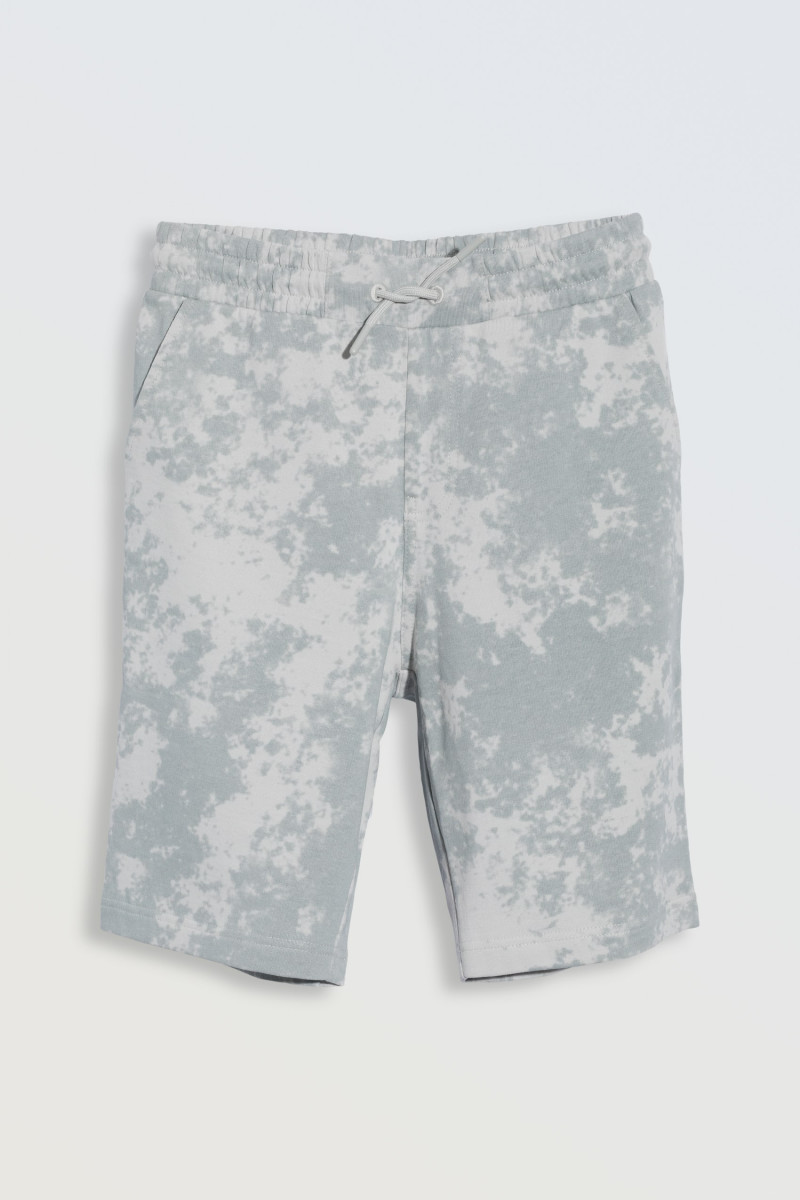 Szare krótkie spodenki z nadrukiem imitującym tie dye na całości