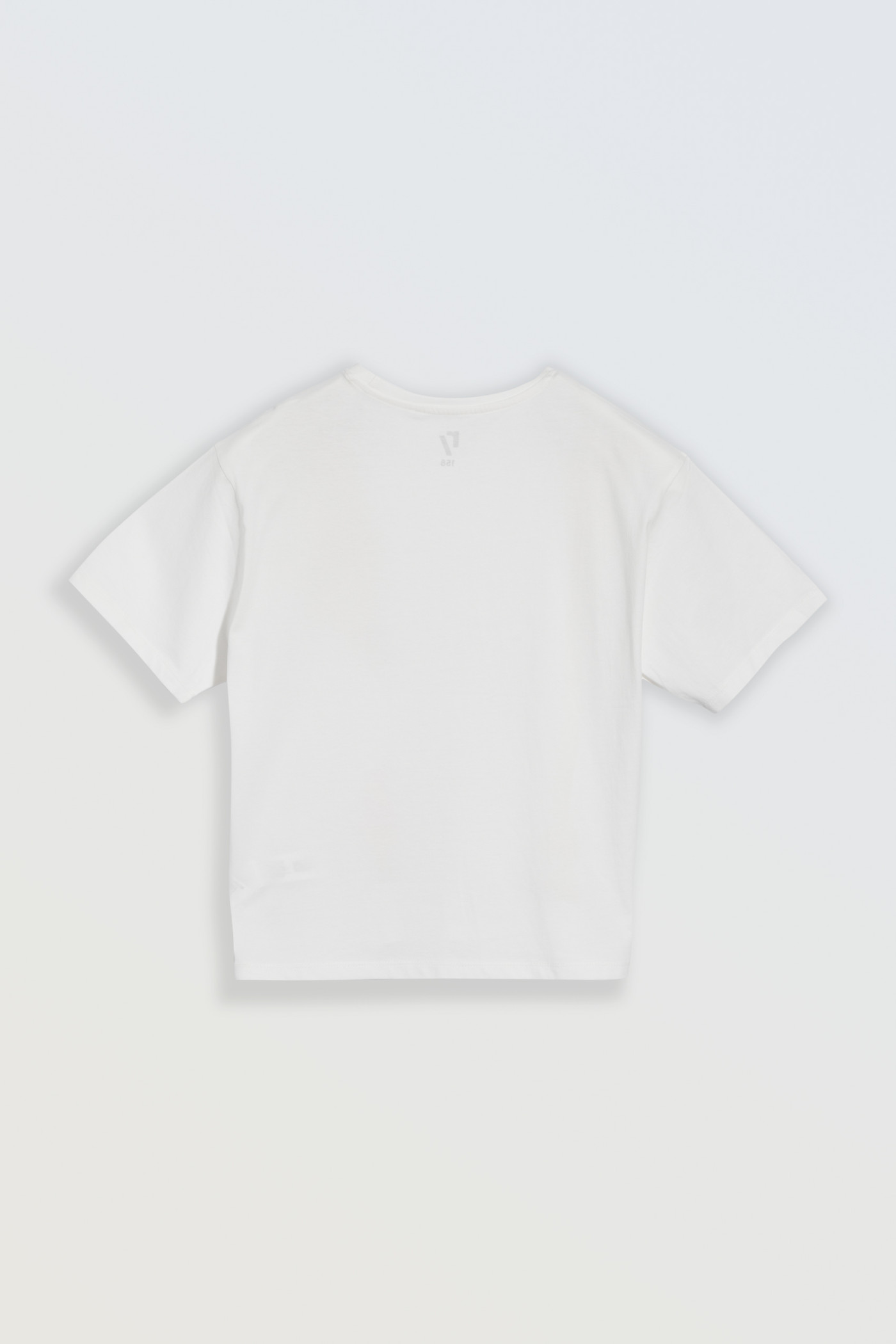 Biały t-shirt z kolorowym nadrukiem z przodu