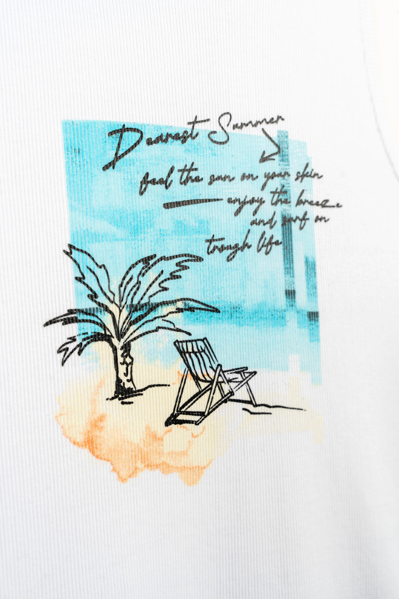 Biały top na ramiączkach z dzianiny prążkowanej z kolorowym nadrukiem z przodu, biały