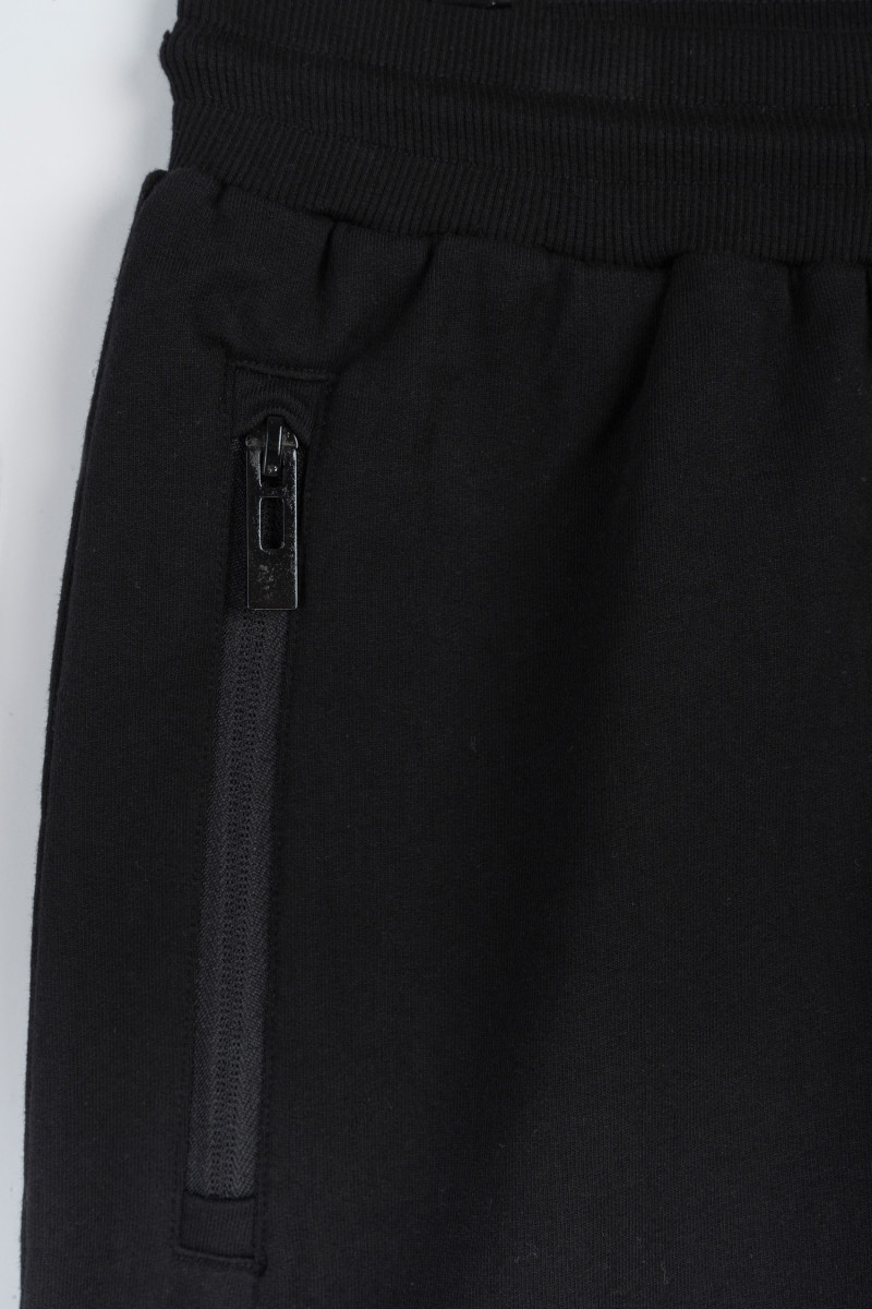 Czarne spodnie dresowe z kieszeniami zapinanymi na zamek, czarny