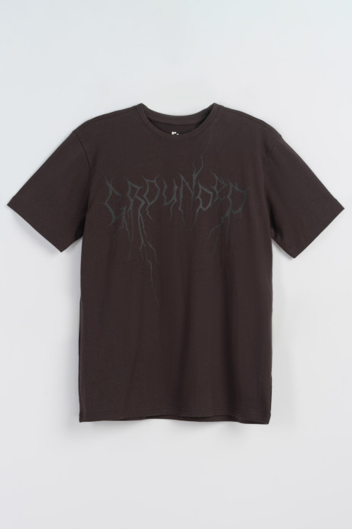Ciemnobrązowy t-shirt z czarnym nadrukiem z przodu