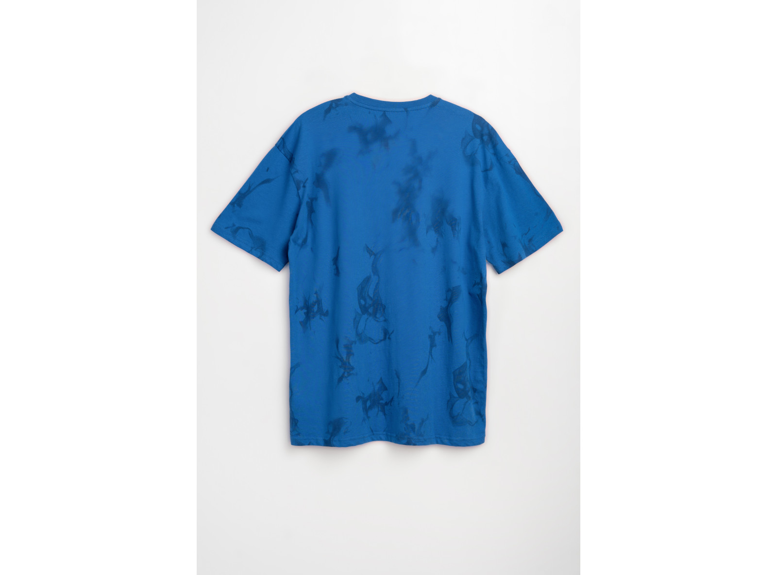 Niebieski t-shirt oversize z nadrukiem na całości