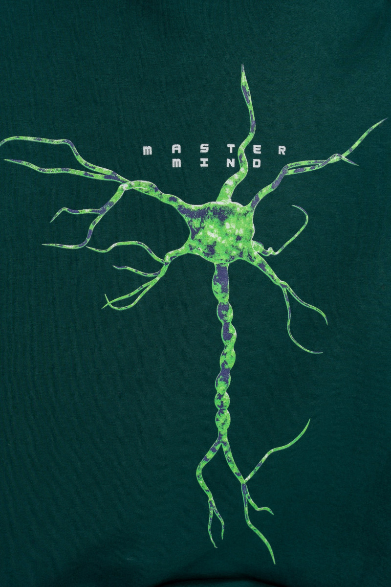 Zielona bluza z kapturem z kolorową grafiką z przodu