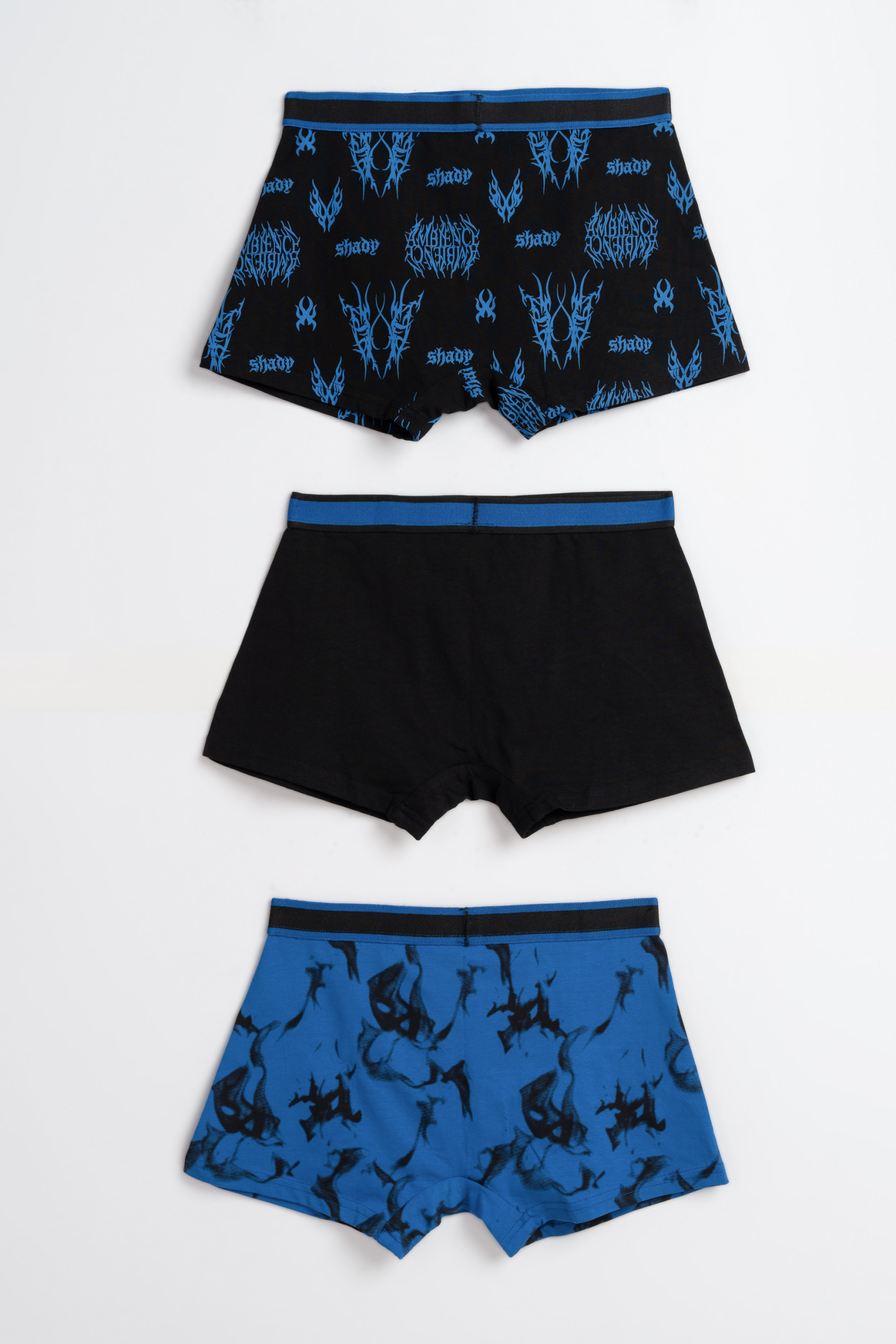 Niebiesko-czarne bokserki z nadrukami 3-PAK