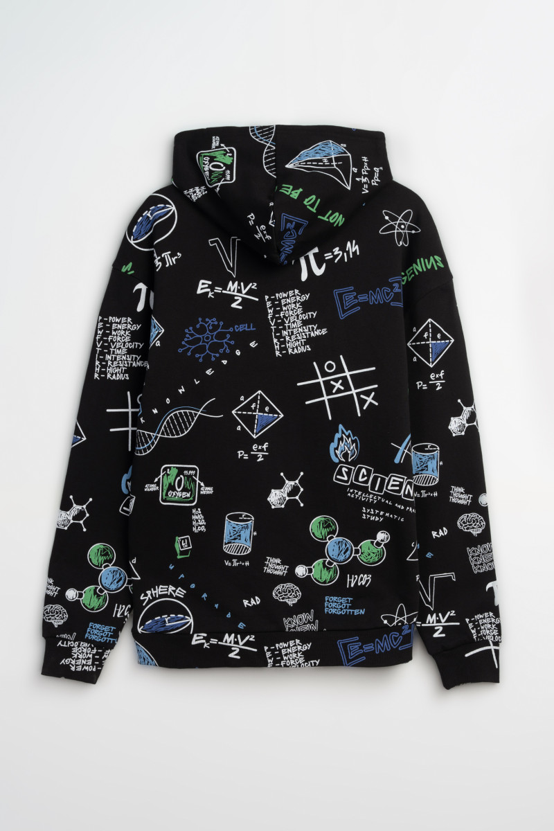 Czarna bluza z kapturem z kolorową grafiką na całości