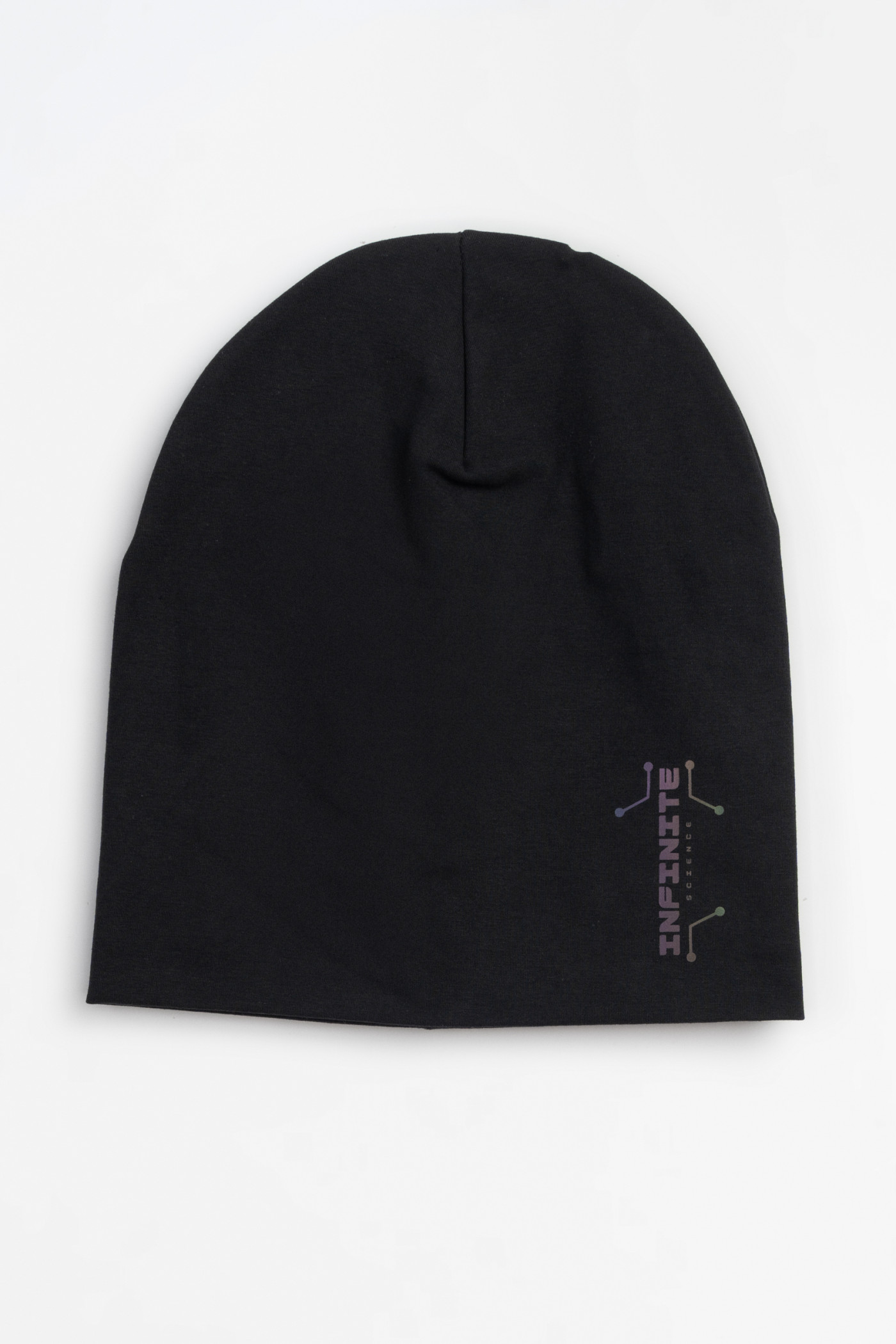 Czarna czapka z nadrukiem reflective print z przodu