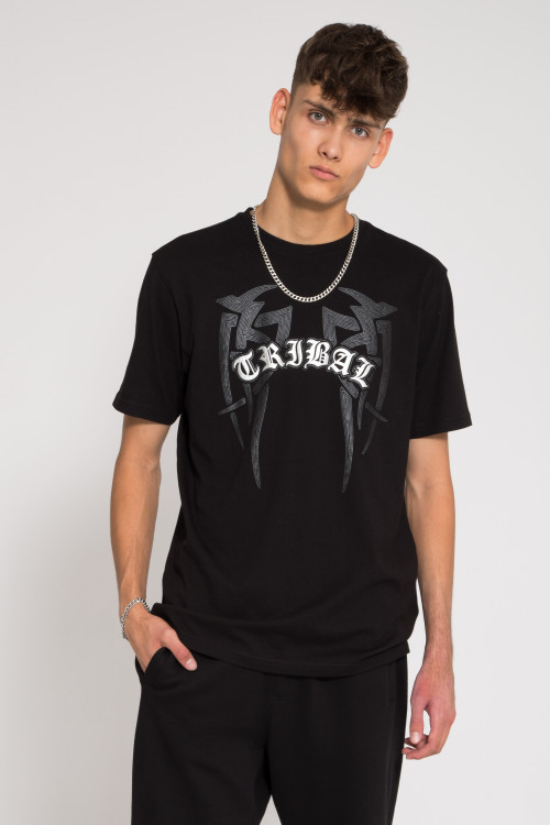 Czarny t-shirt ze srebrną grafiką z przodu