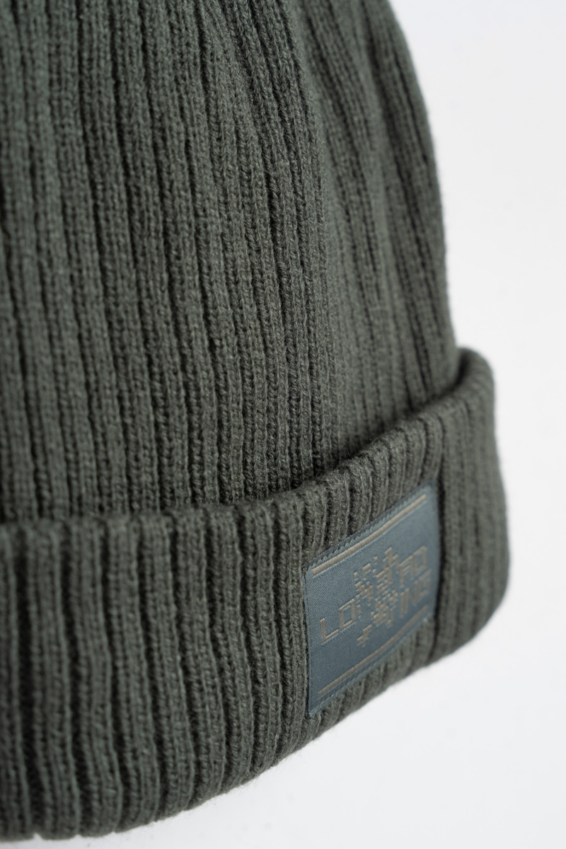 Zielona czapka z naszywką z przodu, ciemna zieleń