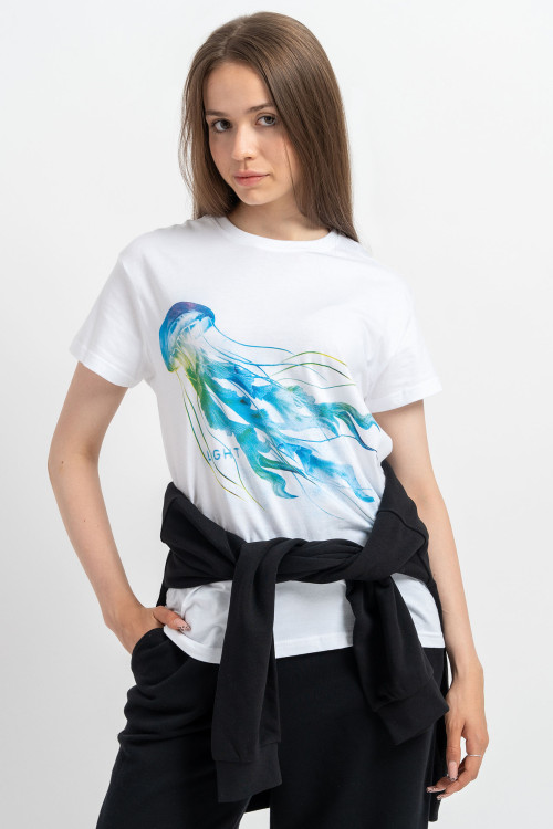 Biały t-shirt z kolorową grafiką z przodu