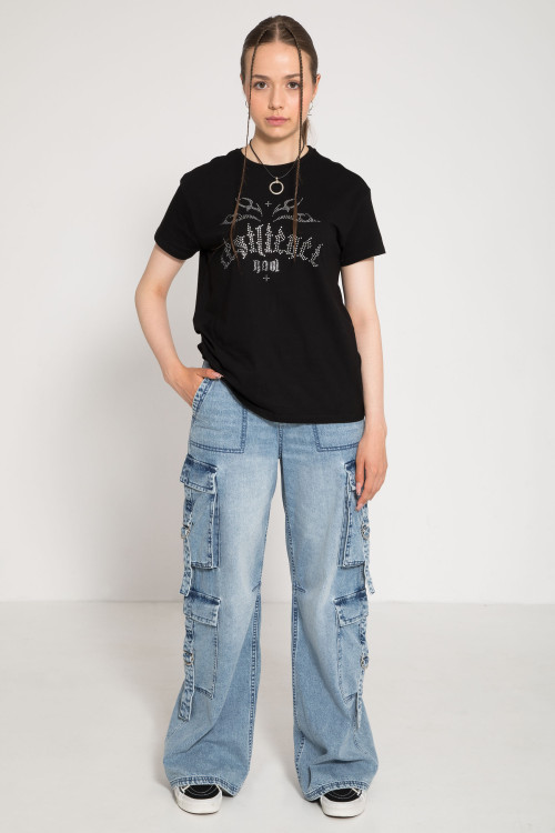 Niebieskie jeansy typu cargo z szerokimi nogawkami