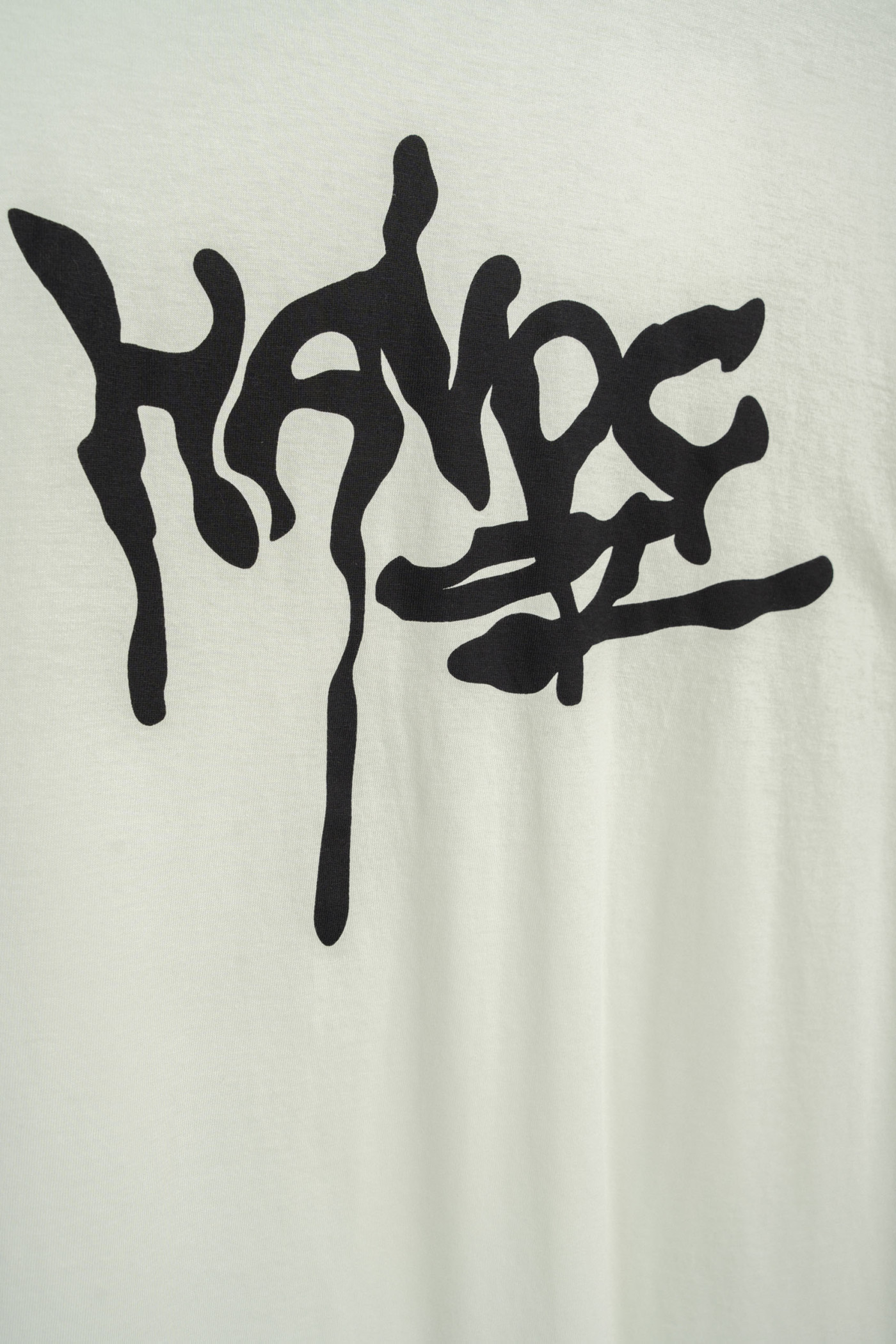 Jasnozielony t-shirt z autorską grafiką z przodu