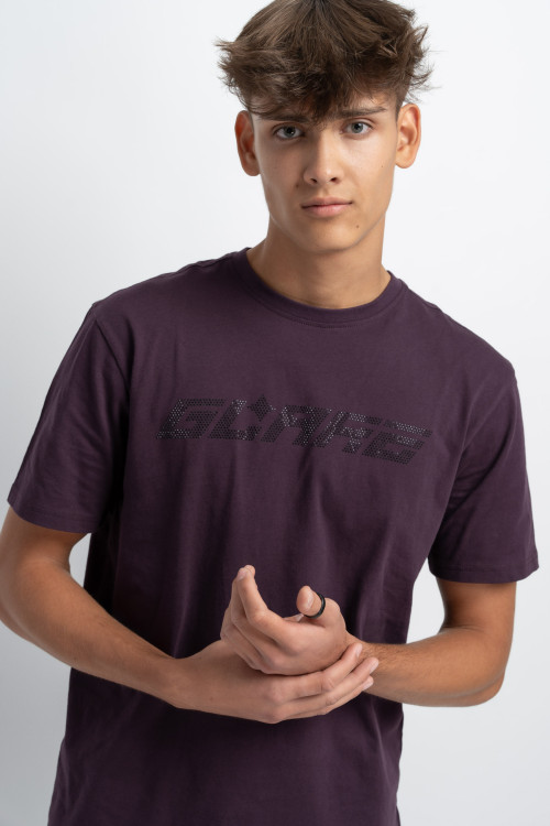Ciemnofioletowy t-shirt z napisem z błyszczących dżetów
