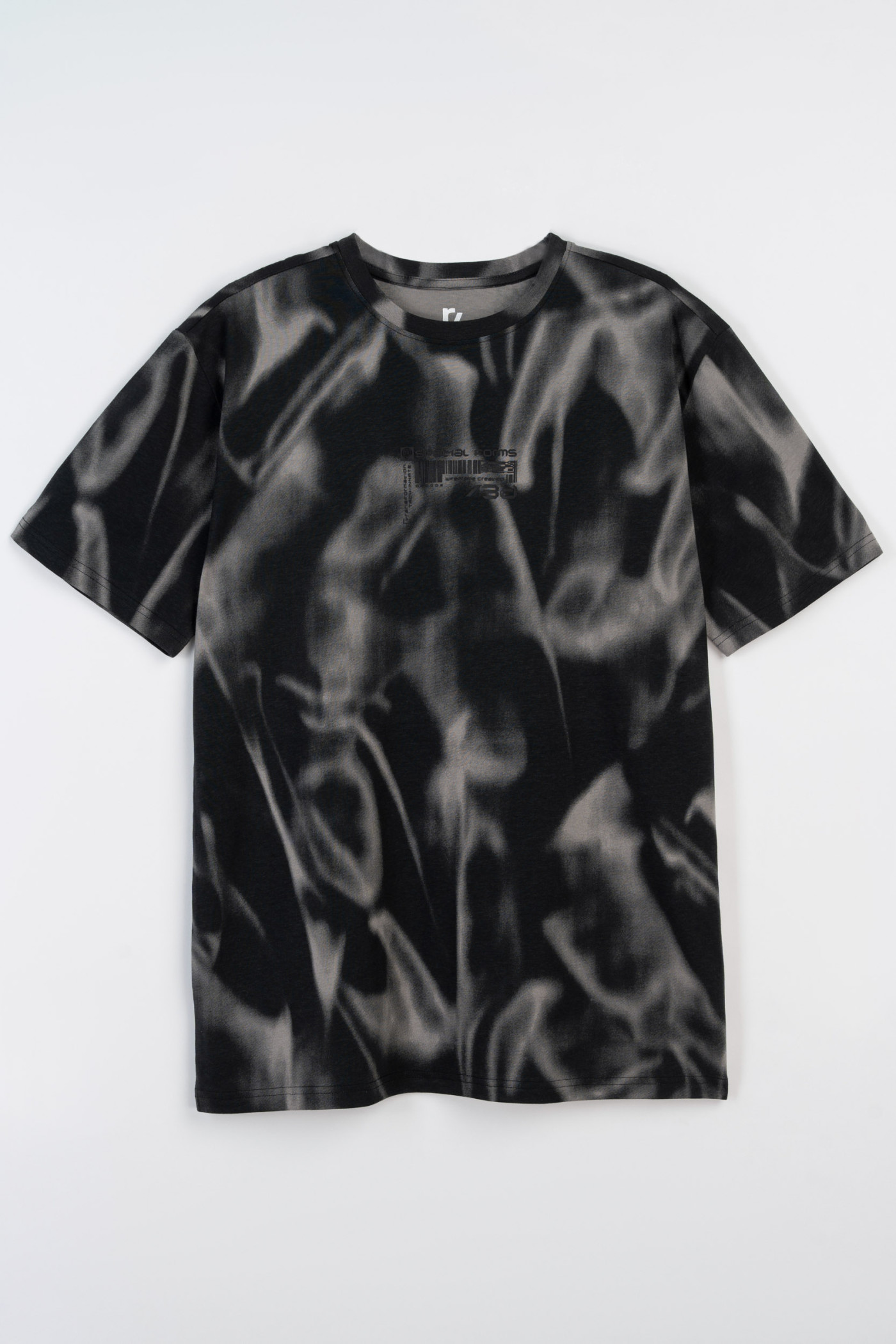 Czarny t-shirt z nadrukiem na całości