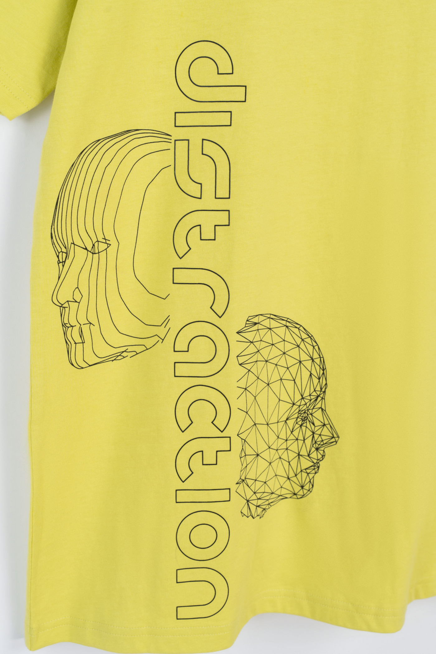 Limonkowy t-shirt z autorską grafiką z przodu Limonkowy t-shirt z autorską grafiką z przodu